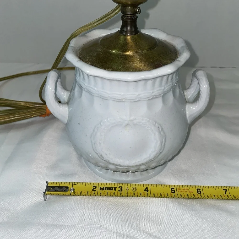 Vintage White Ceramic Urn Table Lamp Neoclassical Laurel Wreath Double Handle